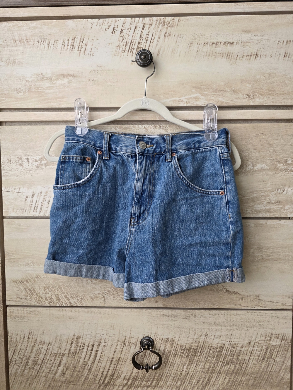 Urban Outfitters BDG Mom High-Rise Jean Shorts Blue Denim Shorts Cotton Size 27 - Picture 2 of 6